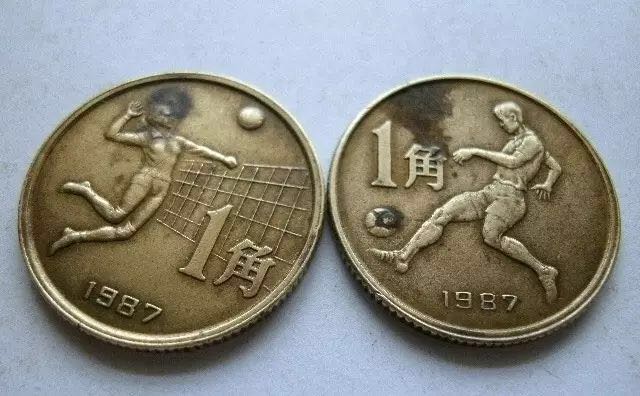 同樣的紀(jì)念幣，為什么人家的值幾百幾千，你的卻賣(mài)不出去！